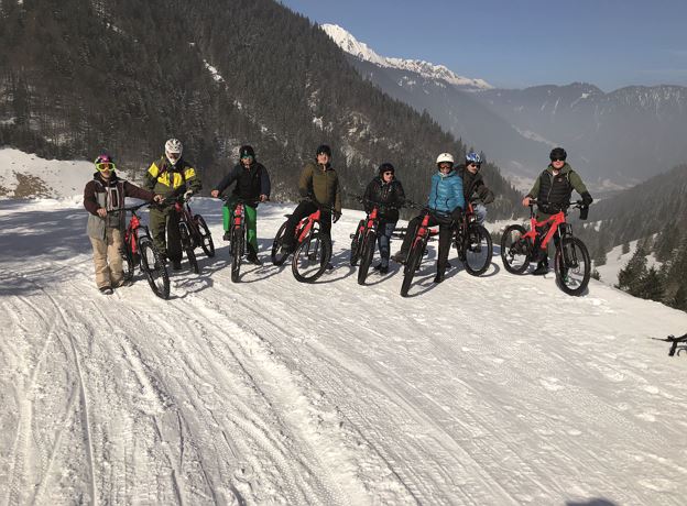 E-Bike Tour im Schnee mit Herry