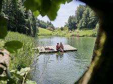 Abkühlung_am_Seewaldsee_im_Großen_Walsertal__(c)_A