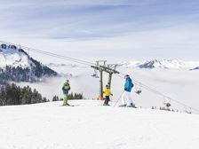 Skifahren_Sonntag-Stein_(c)_Alex_Kaiser_-_Alpenreg