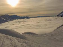 Talfahrt Valfagehr, über den Wolken