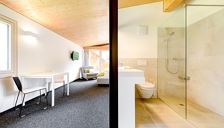 Double room, shower, toilet