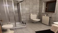 Zimmer 4 - Doppelzimmer, Bad, WC