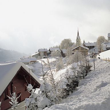 walsertal-winter-dorf-blons