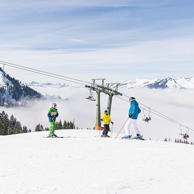 walsertal-winter-sonntag-stein-skifahren